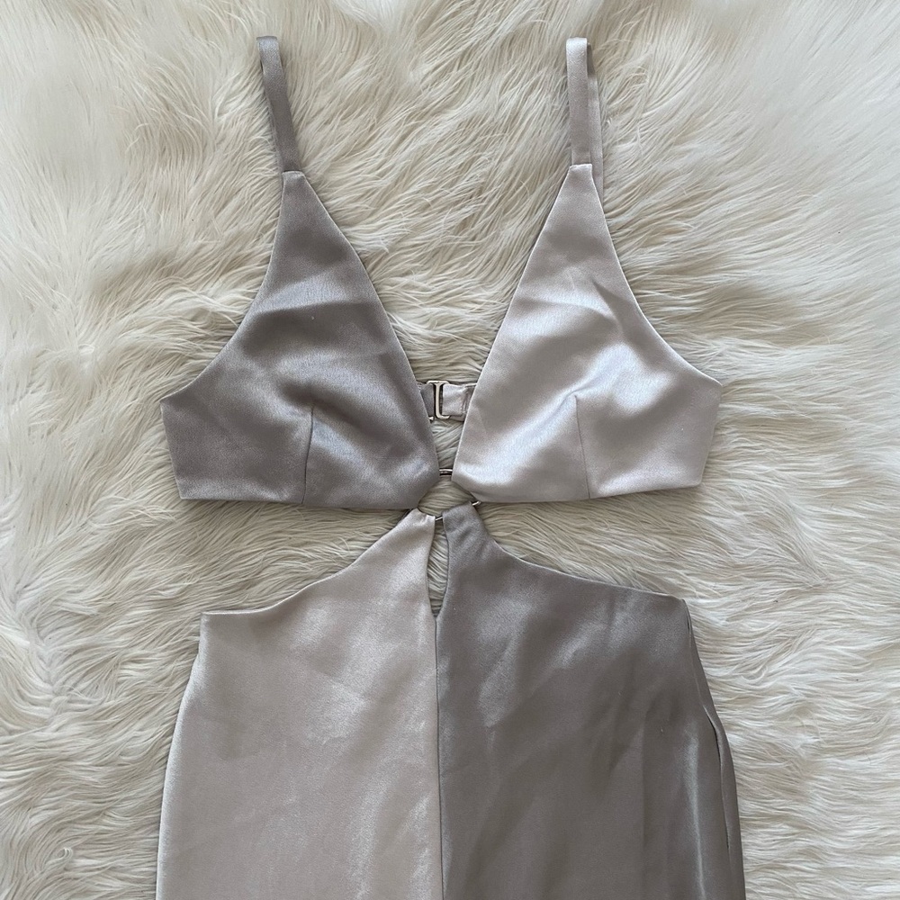 Bec + Bridge Stone Grey Satin Colorblock Felix V Cut Out Maxi Dress - Picture 3 of 14